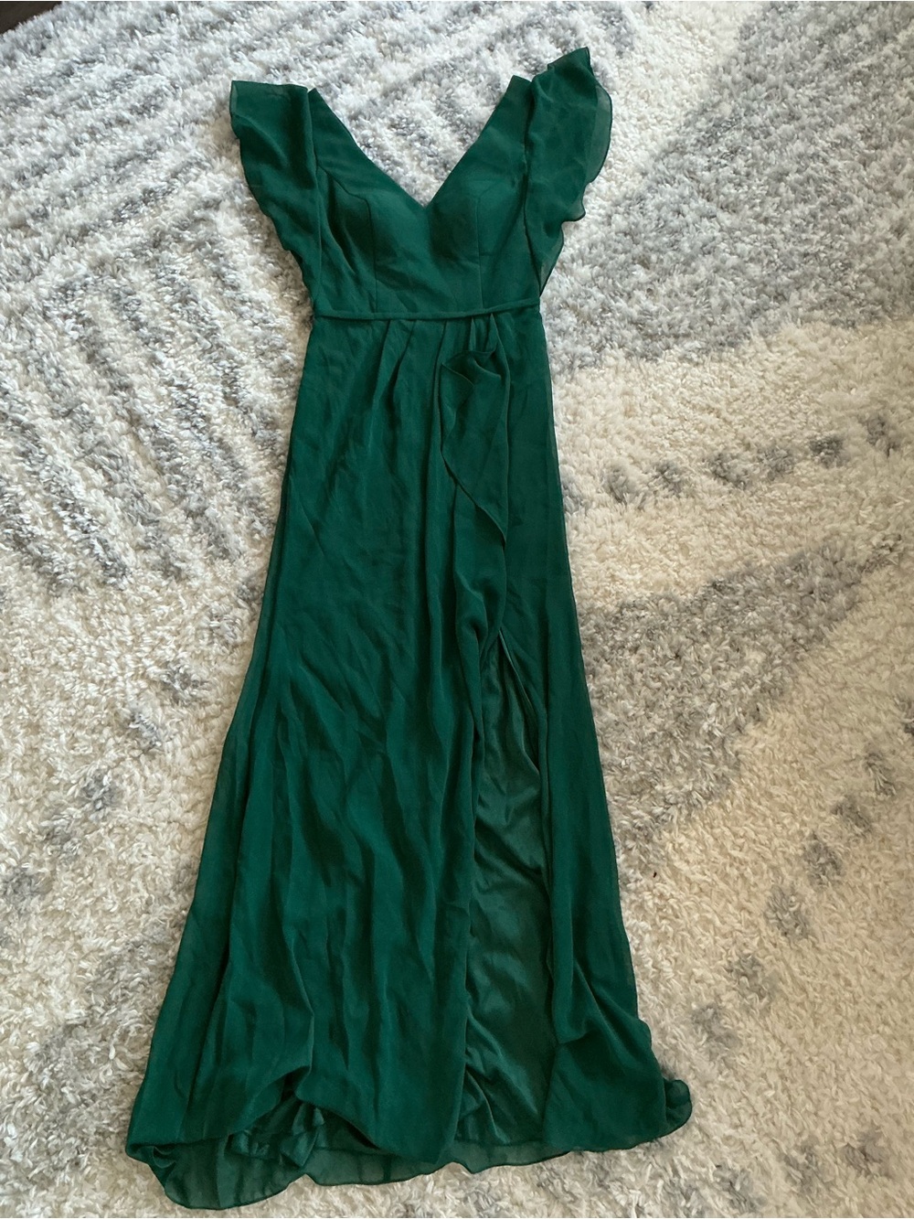 David's Bridal Emerald Green V-Neck Flutter Sleeve Maxi Dress